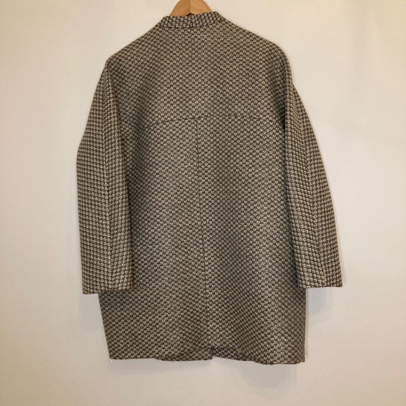 Coat - Picture 2 of 4